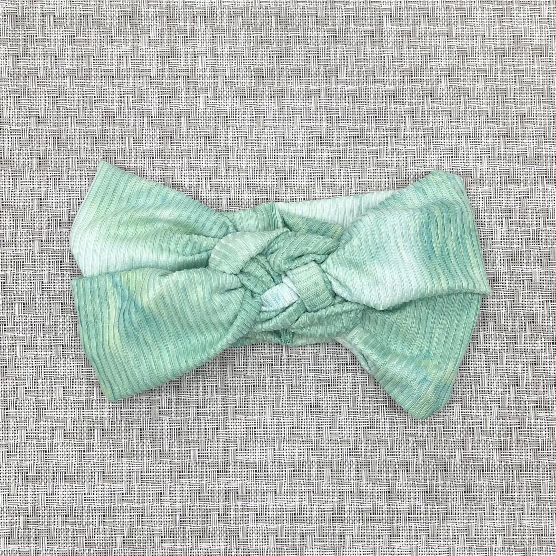 Mint green, ribbed, tie dye sailor knot headband.